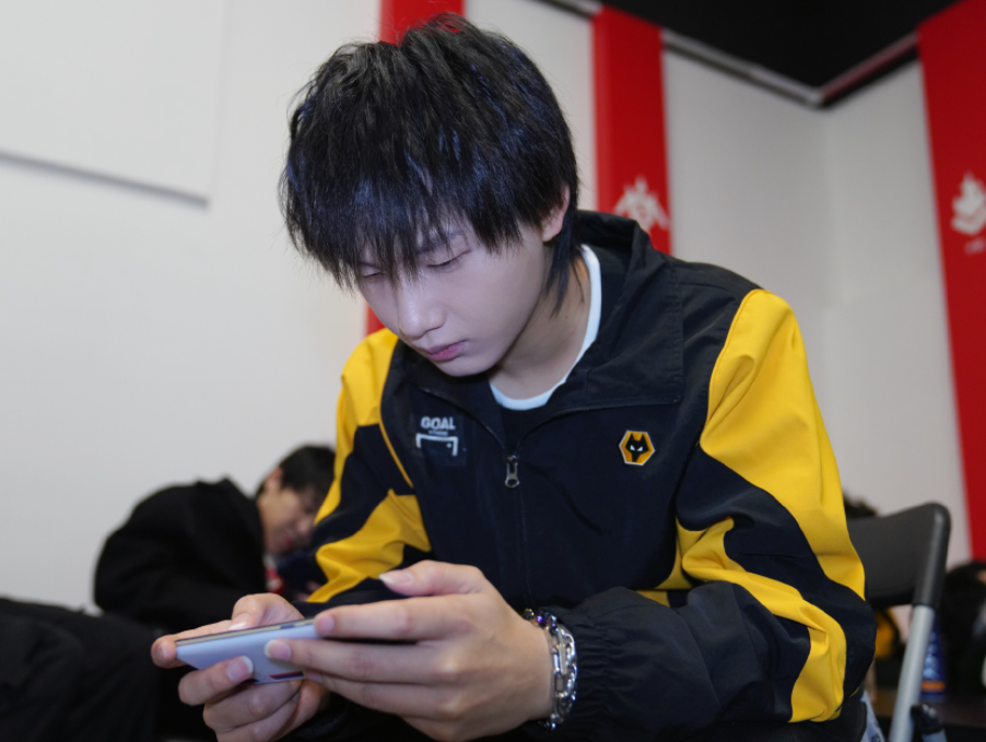 开云官方app入口-FPX碾压PSG，ShowMaker团战一打五强强对话淘汰赛，成为赛场最大亮点的简单介绍