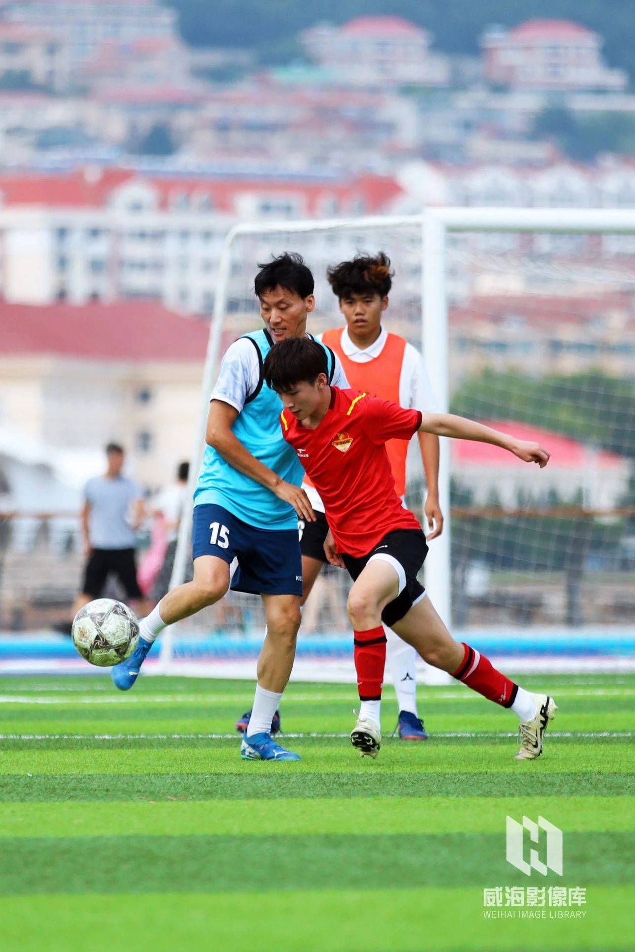 开云体育APP下载-足球赛场上球员们的精彩演出