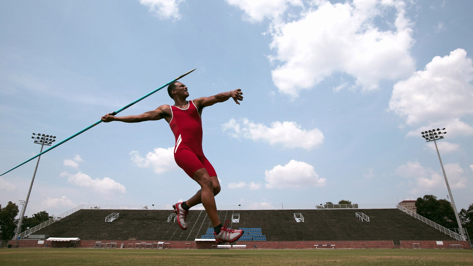 从深渊到巅峰，马丁内利的自我救赎与玻利维亚的惊天逆转