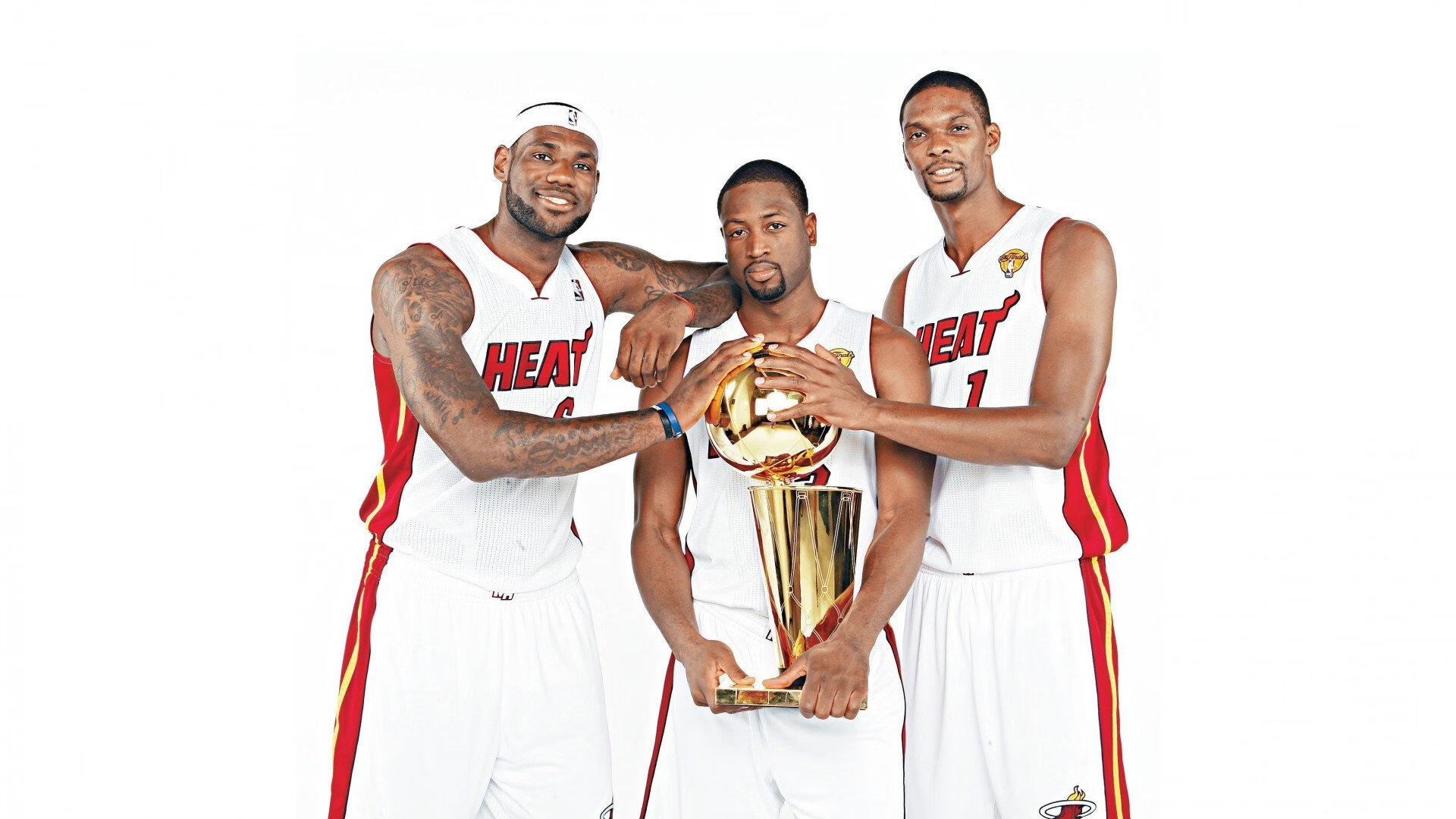 一瞬定乾坤，阿斯顿马丁绝杀梅赛德斯，诺里斯惊艳四座铸就赛道传奇